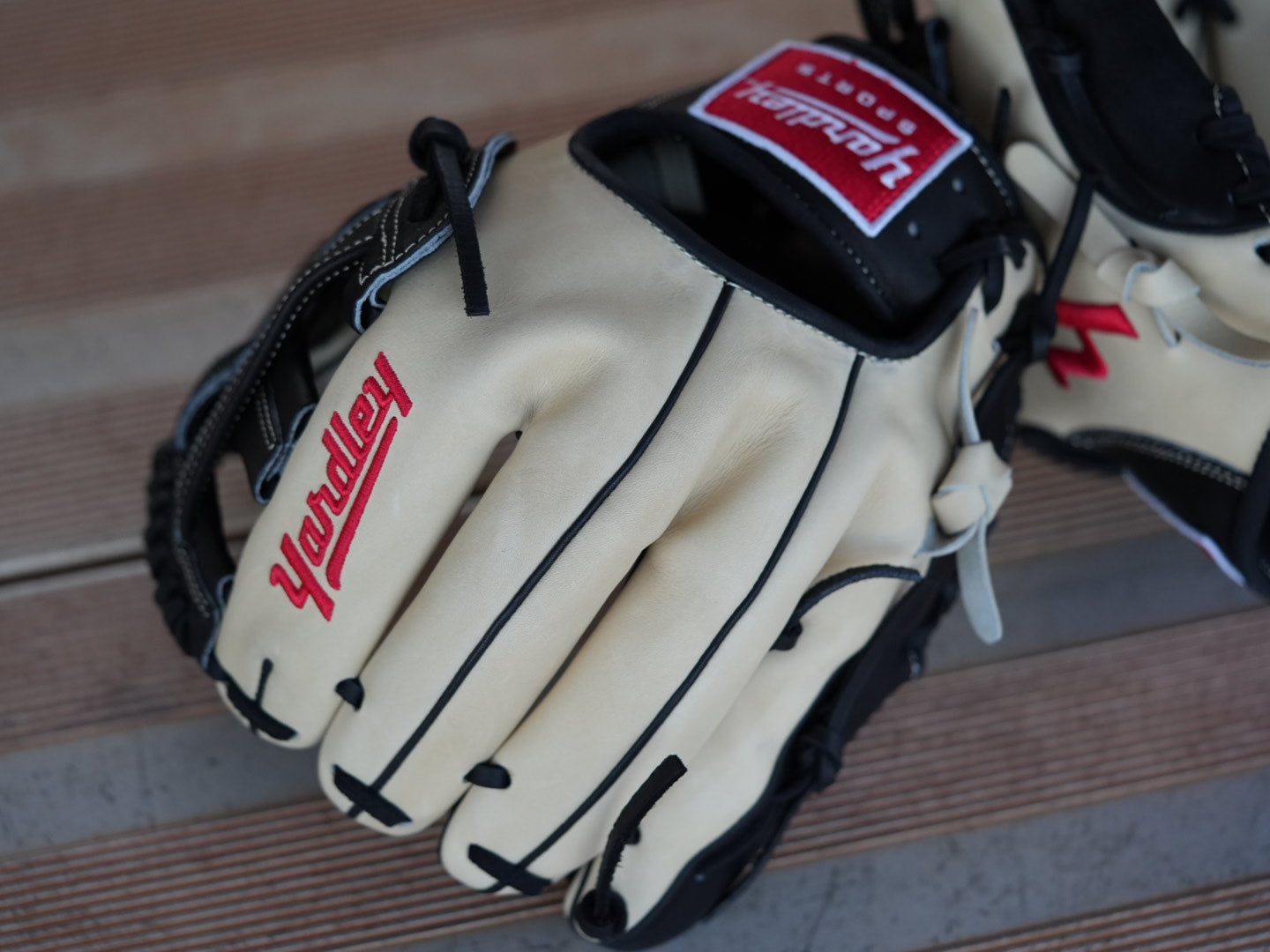 KJ6 X Yardley Sports Y2-279 11.75”